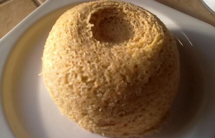 Régime Dukan (recette minceur) : Cake saveur noisette aux jaunes d'œuf #dukan https://www.proteinaute.com/recette-cake-saveur-noisette-aux-jaunes-d-uf-6052.html