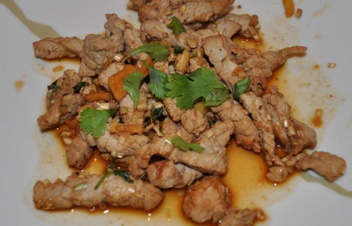 R�gime Dukan (recette minceur) : Lamelles de veau � l'asiatique #dukan https://www.proteinaute.com/recette-lamelles-de-veau-a-l-asiatique-6153.html