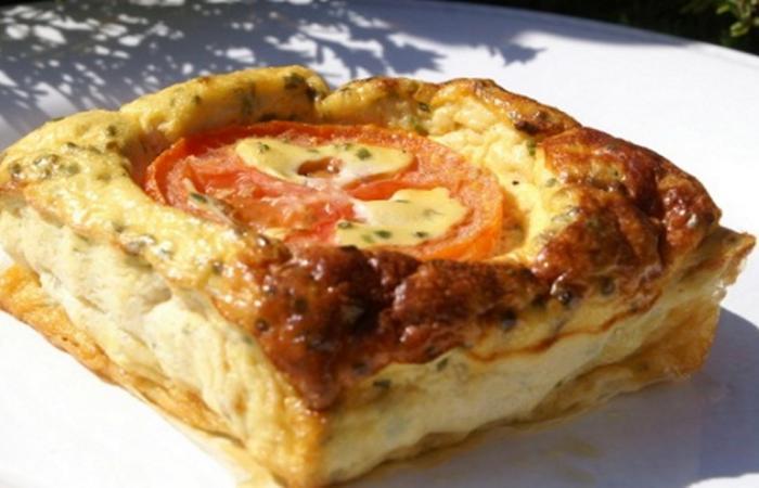 R�gime Dukan (recette minceur) : Tarte sal�e ciboulette et tomate #dukan https://www.proteinaute.com/recette-tarte-salee-ciboulette-et-tomate-6307.html