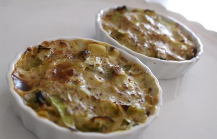 R�gime Dukan (recette minceur) : Gratin de poireaux aux graines de moutarde #dukan https://www.proteinaute.com/recette-gratin-de-poireaux-aux-graines-de-moutarde-6418.html