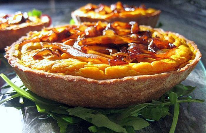 R�gime Dukan (recette minceur) : Tarte souffl�e au potimarron, fine bacon, parmesan et oignons caram�lis�s #dukan https://www.proteinaute.com/recette-tarte-soufflee-au-potimarron-fine-bacon-parmesan-et-oignons-caramelises-6470.html