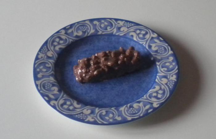 Régime Dukan (recette minceur) : Barre chocolatée croustillante #dukan https://www.proteinaute.com/recette-barre-chocolatee-croustillante-6497.html