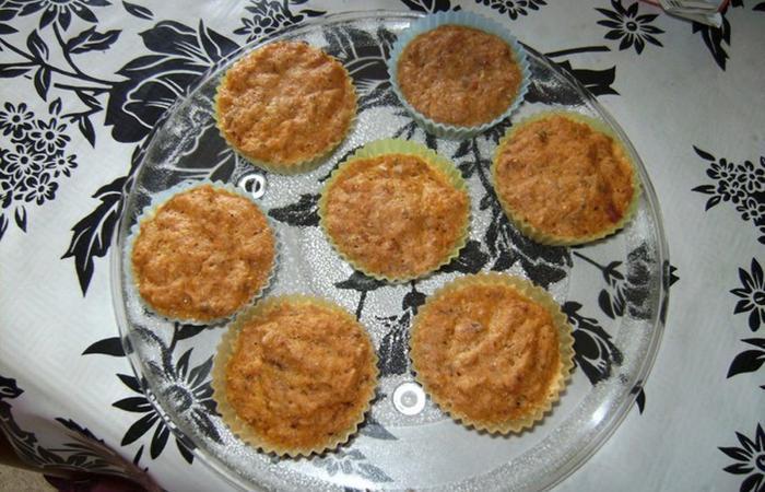 R�gime Dukan (recette minceur) : Petits cakes au saumon micro-ondes #dukan https://www.proteinaute.com/recette-petits-cakes-au-saumon-micro-ondes-658.html