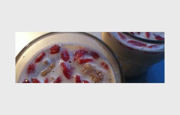 Régime Dukan (recette minceur) : Flan aux baies de gogi et son petit biscuit #dukan https://www.proteinaute.com/recette-flan-aux-baies-de-gogi-et-son-petit-biscuit-6640.html