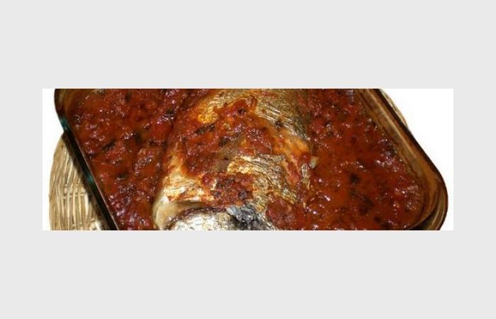 Régime Dukan (recette minceur) : Daurade à la sauce tomate #dukan https://www.proteinaute.com/recette-daurade-a-la-sauce-tomate-6680.html