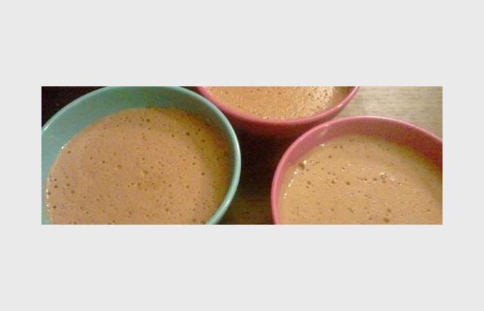 Régime Dukan (recette minceur) : Crèmes au chocolat sans jaune et sans tolérés #dukan https://www.proteinaute.com/recette-cremes-au-chocolat-sans-jaune-et-sans-toleres-6948.html