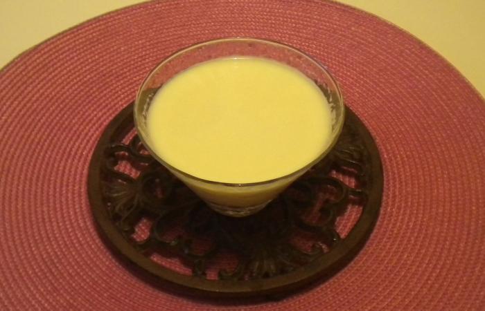 Régime Dukan (recette minceur) : Fausse crème anglaise sans oeuf #dukan https://www.proteinaute.com/recette-fausse-creme-anglaise-sans-oeuf-7023.html