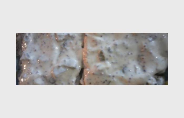 R�gime Dukan (recette minceur) : Filets de limande sole � la moutarde sur une fondue de poireaux #dukan https://www.proteinaute.com/recette-filets-de-limande-sole-a-la-moutarde-sur-une-fondue-de-poireaux-7035.html