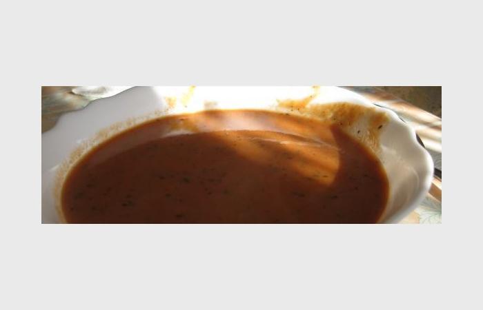 Rgime Dukan (recette minceur) : Soupe de tomates  la menthe #dukan https://www.proteinaute.com/recette-soupe-de-tomates-a-la-menthe-7226.html