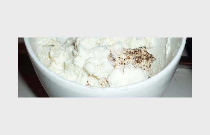 R�gime Dukan (recette minceur) : Carr� frais 0% � faire soi m�me #dukan https://www.proteinaute.com/recette-carre-frais-0-a-faire-soi-meme-7293.html