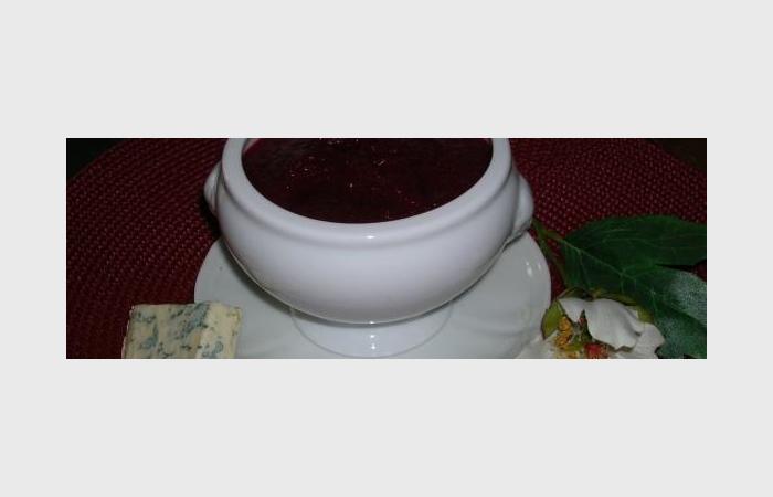 R�gime Dukan (recette minceur) : Potage de betteraves rouges au roquefort. #dukan https://www.proteinaute.com/recette-potage-de-betteraves-rouges-au-roquefort-7413.html