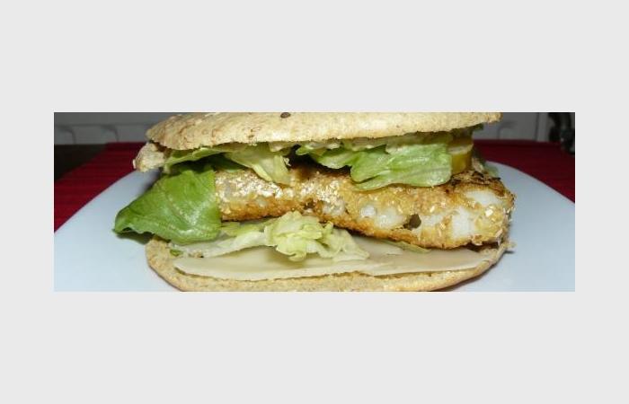 Rgime Dukan (recette minceur) : Royal Filet O Fish -  burger au poisson (cabillaud) #dukan https://www.proteinaute.com/recette-royal-filet-o-fish-burger-au-poisson-cabillaud-7845.html