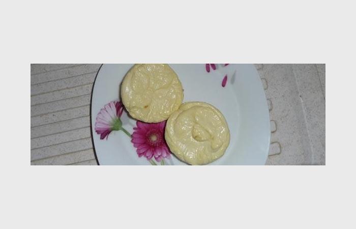 Régime Dukan (recette minceur) : Cheese cake aux carrés frais #dukan https://www.proteinaute.com/recette-cheese-cake-aux-carres-frais-80.html