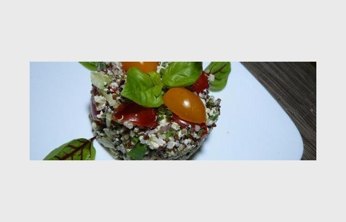Régime Dukan (recette minceur) : Salade aux 3 quinoa et tofu aux herbes façon taboulé   #dukan https://www.proteinaute.com/recette-salade-aux-3-quinoa-et-tofu-aux-herbes-facon-taboule-8091.html