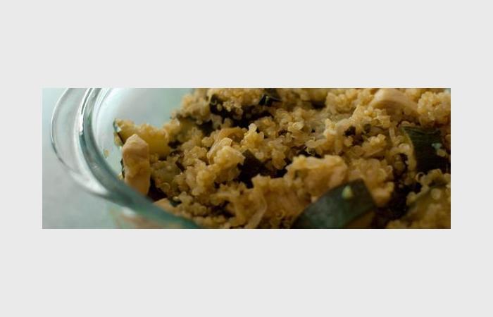 Régime Dukan (recette minceur) : Risotto de quinoa, courgette et poulet #dukan https://www.proteinaute.com/recette-risotto-de-quinoa-courgette-et-poulet-8238.html