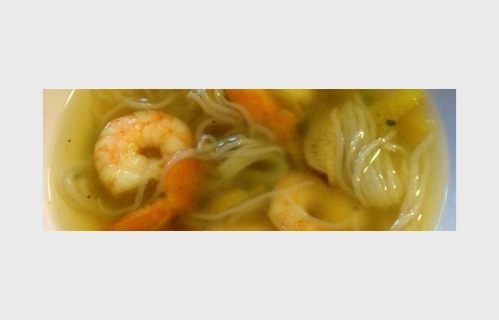 Rgime Dukan (recette minceur) : Soupe de crevettes et vermicelles de konjac #dukan https://www.proteinaute.com/recette-soupe-de-crevettes-et-vermicelles-de-konjac-8322.html