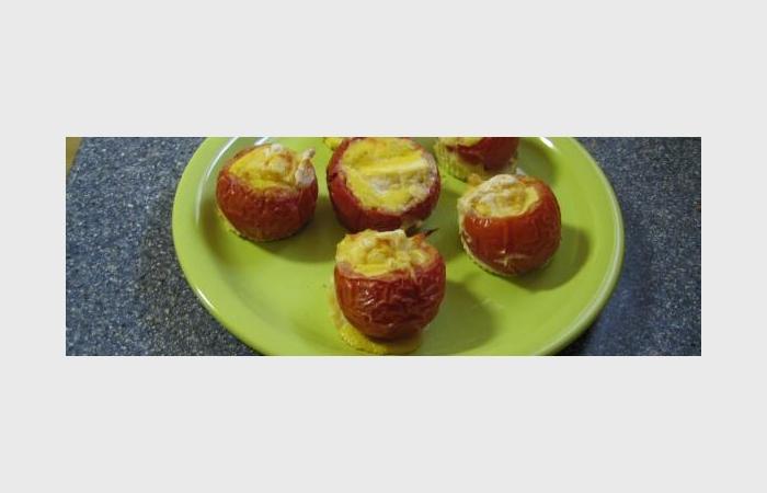 Régime Dukan (recette minceur) : Tomates au nid #dukan https://www.proteinaute.com/recette-tomates-au-nid-8323.html
