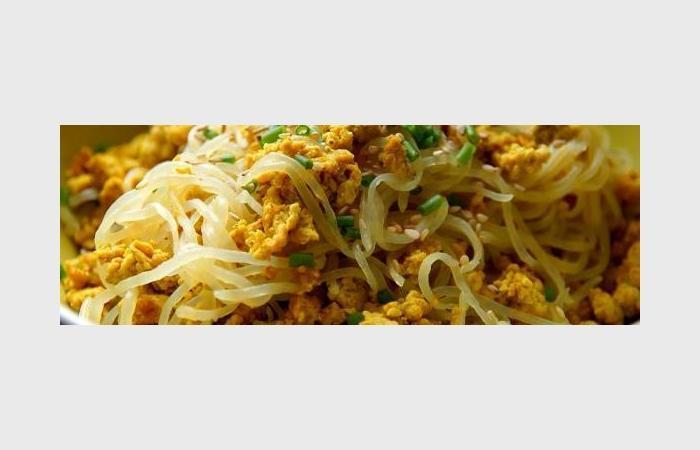 R�gime Dukan (recette minceur) : Shirataki de konjac au curry et au tofu #dukan https://www.proteinaute.com/recette-shirataki-de-konjac-au-curry-et-au-tofu-8471.html