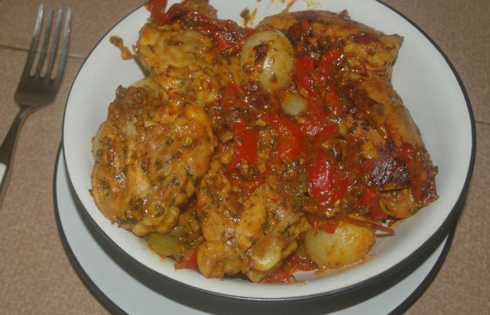 Régime Dukan (recette minceur) : Poulet pimenté à la crème (sans crème) #dukan https://www.proteinaute.com/recette-poulet-pimente-a-la-creme-sans-creme-8645.html