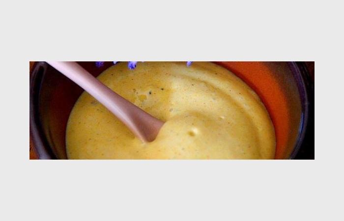 Régime Dukan (recette minceur) : Mayonnaise à l'indienne #dukan https://www.proteinaute.com/recette-mayonnaise-a-l-indienne-8722.html