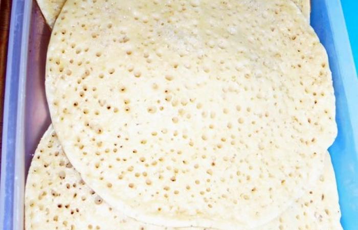R�gime Dukan (recette minceur) : Cr�pes aux milles trous Baghir  #dukan https://www.proteinaute.com/recette-crepes-aux-milles-trous-baghir-8844.html