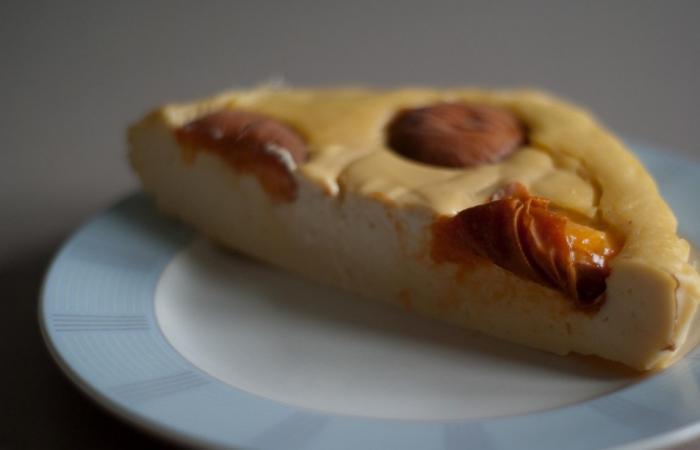 R�gime Dukan (recette minceur) : Clafoutis soyeux amande-abricot #dukan https://www.proteinaute.com/recette-clafoutis-soyeux-amande-abricot-8889.html