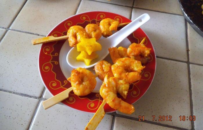 R�gime Dukan (recette minceur) : Scampis au curry, gingembre et st jacques, pomme sauce sucr�e  #dukan https://www.proteinaute.com/recette-scampis-au-curry-gingembre-et-st-jacques-pomme-sauce-sucree-8916.html