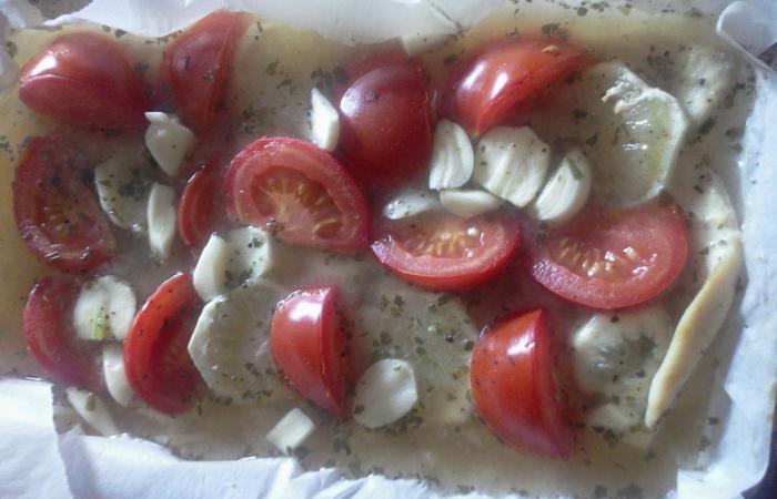 Régime Dukan (recette minceur) : Saint pierre au citron, tomates et estragon #dukan https://www.proteinaute.com/recette-saint-pierre-au-citron-tomates-et-estragon-8920.html