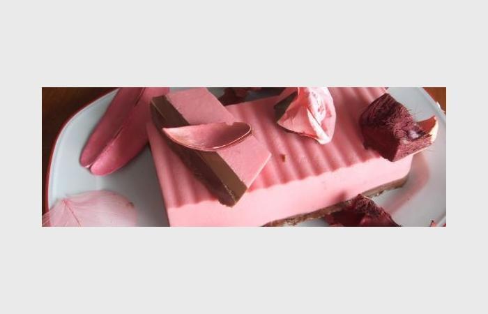Régime Dukan (recette minceur) : Bavaroise framboise/chocolat a déguster doucement... #dukan https://www.proteinaute.com/recette-bavaroise-framboise-chocolat-a-deguster-doucement-9022.html
