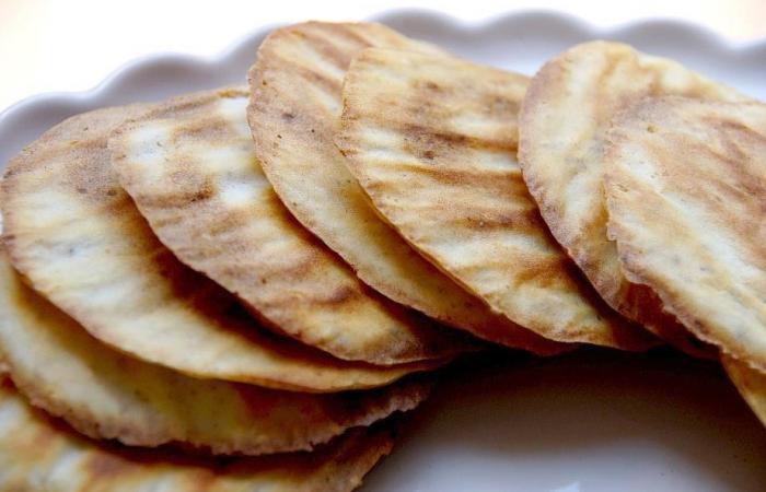 Régime Dukan (recette minceur) : Tuiles biscuitées #dukan https://www.proteinaute.com/recette-tuiles-biscuitees-9027.html