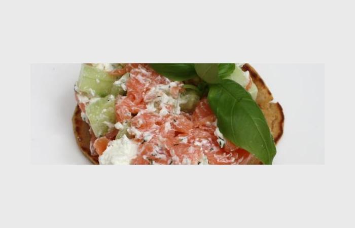 R�gime Dukan (recette minceur) : Galette au saumon fum� #dukan https://www.proteinaute.com/recette-galette-au-saumon-fume-9110.html