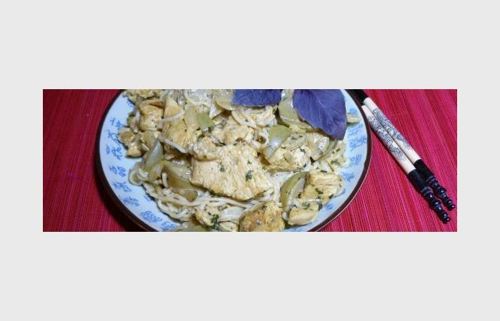 Rgime Dukan (recette minceur) : Poulet aux aubergines baby Tha et spaghettis de shirataki au tofu #dukan https://www.proteinaute.com/recette-poulet-aux-aubergines-baby-thai-et-spaghettis-de-shirataki-au-tofu-9285.html