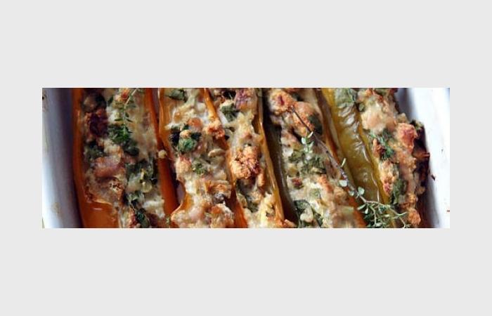 Régime Dukan (recette minceur) : Poivrons cornes de boeuf farcis à la Dinde #dukan https://www.proteinaute.com/recette-poivrons-cornes-de-boeuf-farcis-a-la-dinde-9396.html
