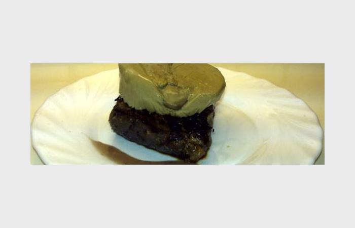 Régime Dukan (recette minceur) : Pavé de boeuf Rossini sauce figue #dukan https://www.proteinaute.com/recette-pave-de-boeuf-rossini-sauce-figue-9715.html