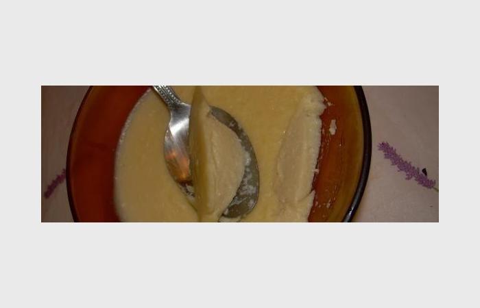 Régime Dukan (recette minceur) : Crème fraise-coco à ma façon (à décliner selon les envies) #dukan https://www.proteinaute.com/recette-creme-fraise-coco-a-ma-facon-a-decliner-selon-les-envies-9728.html