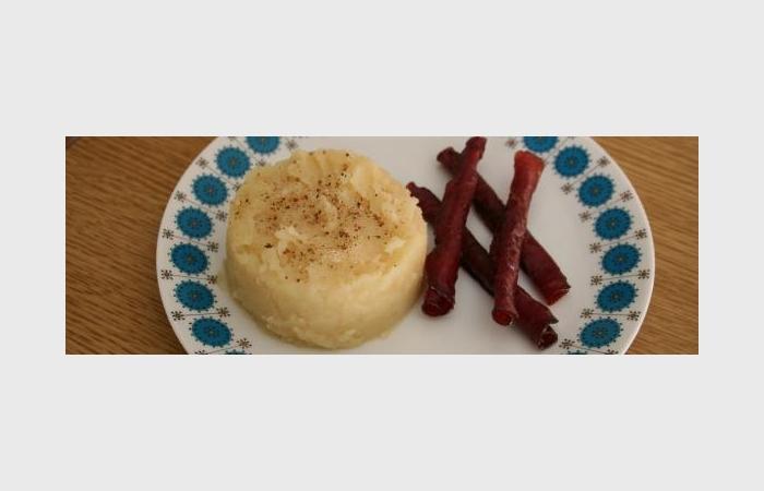 R�gime Dukan (recette minceur) : �cras�e de cerfeuil tub�reux et petits rouleaux de viande des Grisons #dukan https://www.proteinaute.com/recette-ecrasee-de-cerfeuil-tubereux-et-petits-rouleaux-de-viande-des-grisons-9870.html