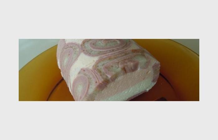 R�gime Dukan (recette minceur) : B�che qui roule n'amasse pas mousse #dukan https://www.proteinaute.com/recette-buche-qui-roule-n-amasse-pas-mousse-9969.html